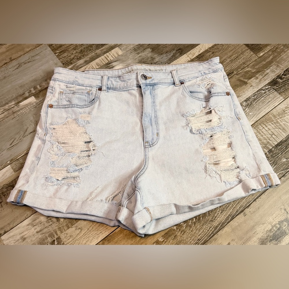 America Eagle Stretch Mom Short